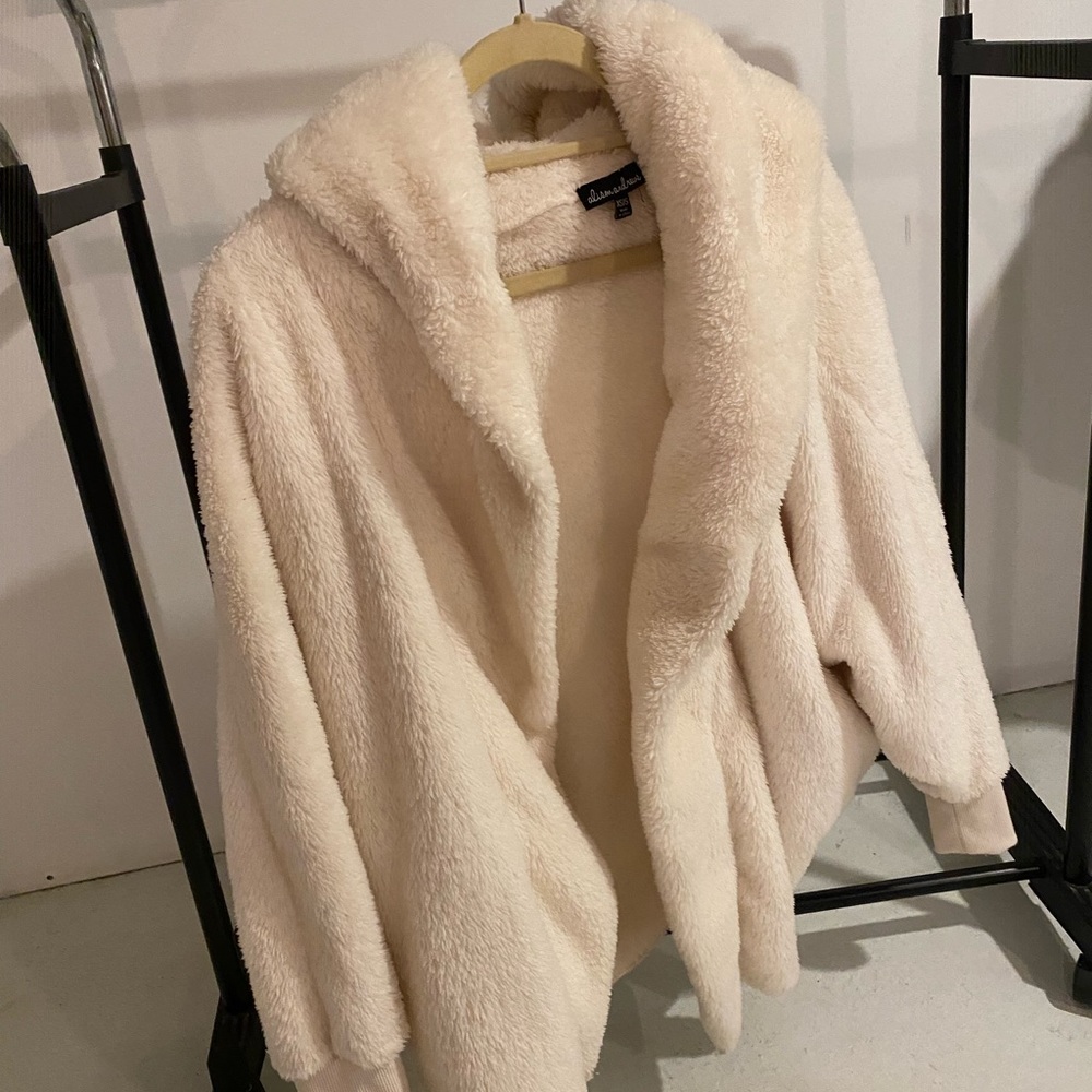 Sherpa women’s jacket